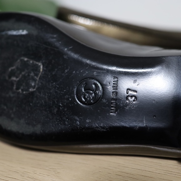 Chanel Ballerina Flat Sandals Patent Leather Green Bronze Brown Back Toe Sz 37 - Picture 3 of 13